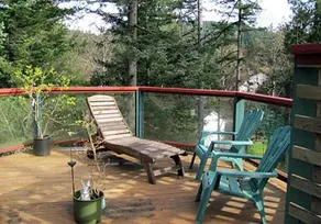 Wisteria Honeymoon Cottage - Image 3