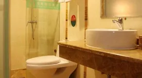 GreenTree Inn Nanning Langdong Hotel - Image 4