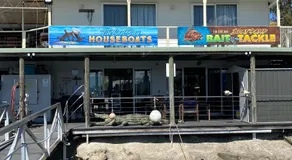 Tin Can Bay Houseboats - Image 4