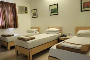 Hotel Tiptop - Image 2