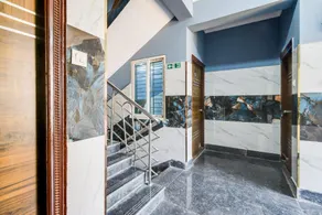 Super Townhouse Hitech City Near Yashoda Hospital - Image 5