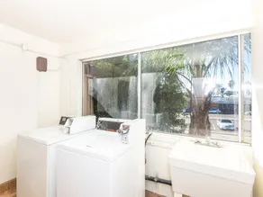 Sea Rock Inn - Los Angeles - Image 5