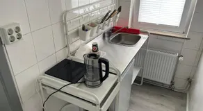 Pension & Monteurzimmer - Free Parking & 24h Check-in Bielefeld - Image 5