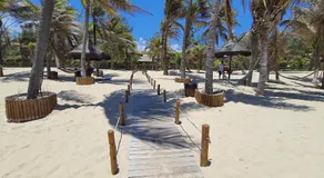 VG SUN CUMBUCO - PARAÍSO PÉ NA AREIA PARA 4 PESSOAS - COM HIDRO, SAUNA, PISCINA, COZINHA COMPLETA, PARQUINHO E WI-Fl - Image 4