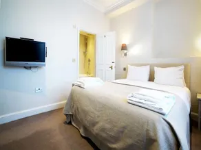 Manson Place Apartments - Image 4