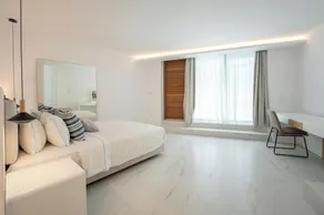 Arcs Suites & Residences - Image 5