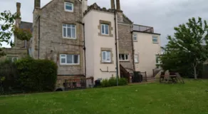 Mulberry Lawn Apartments - Image 4