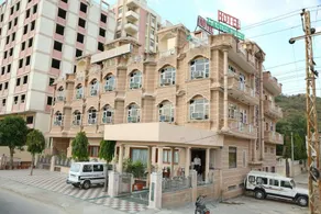 Hotel Garden View - Image 5