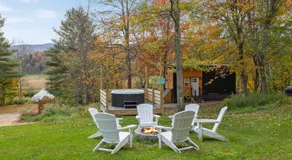 Riverside Tiny House with hot tub near Stowe - Image 5