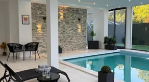 Sublime LOFT PISCINE Interieure VERSAILLES - Image 3
