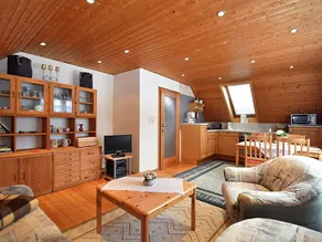 Einladende Ferienwohnung mit Außenpool - Image 4