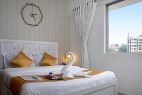 A perfect Place for Business Traveler - 2 Bedroom - Image 2
