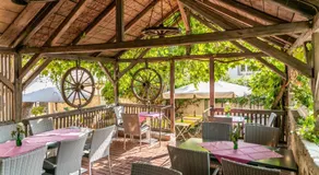 Gasthaus & Weingut zum Stern - Image 2