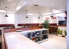 THE EEE CEE HOTEL - Image 3