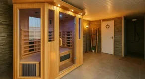 Sisters spa room - Image 4