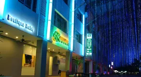 Eight Days Boutique Hotel - Permas Jaya - Image 4