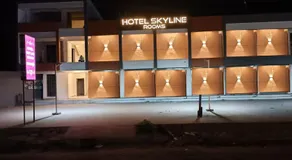 Hotel Skyline - Image 2