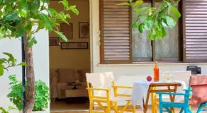 Lourantos Studios & Apartments - Image 4