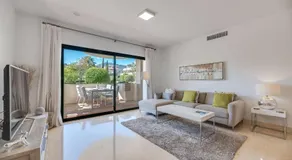 2-bed apartment in Capanes del Golf - Image 2