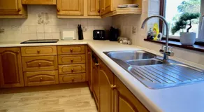 Brynston House, Work Stays Welcome, Free Parking - Image 5