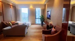 Peony Harbor City Hotel - Image 3