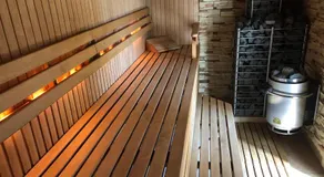 Guests house with amazing pool and sauna - Image 3