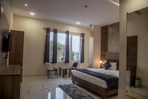 Vadpadraka Hotel And Resort - Image 2