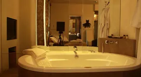 Balneum Boutique Hotel & B&B - Image 5