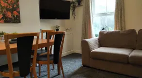 Oliver Wests Beautiful 1 Bedroom Retreat - Image 5