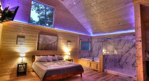 Ultimate Couples Retreat w Fenced Yard for Pet - Image 2