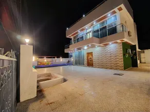 Regal Retreat Villa - Image 3