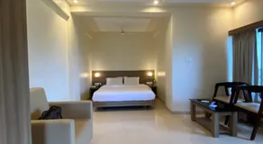 The Byke Skylark Seafront Resort, Dapoli - Image 2