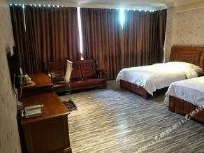 Zhubao Hotel (Wuzhou Municipal Plaza Center Branch) - Image 2