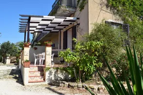 Appartamento Scirocco A Peaceful Retreat with a Beautiful View - Image 4