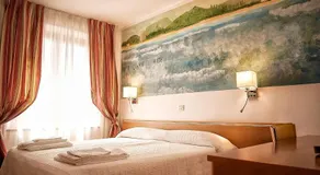 Sale Hotel - Image 2