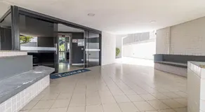 Apartamento à beira mar de Pajuçara com varanda privativa e Wi-Fi rápido - Image 4