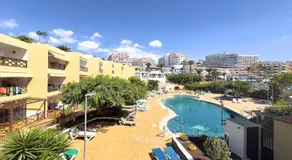 Max Neptuno 1st Line Beach Ocean View Apartment - Image 3