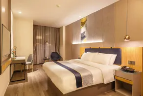 Home Inn Selected Zhuhai Qinglv Road Seaside Beach Duty-Free Shop - Image 3