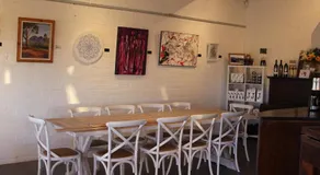 Blueberry Hill Vineyard Stay - Image 4