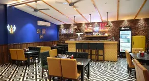 Hotel Golden Fern - Image 2