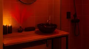 Le baiser 2 Love room du plaisir interdit - Image 2