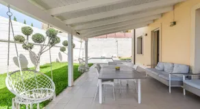 Villa Uluvud with Pool Gym Sauna - Image 4