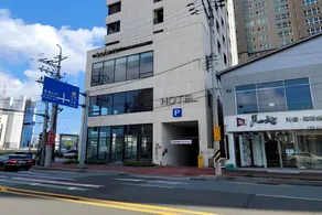 Geoje Artnouveau Suite Hotel - Image 3