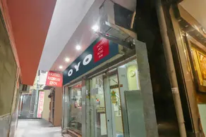 OYO Flagship 81569 The Red Rose Inn - Image 5