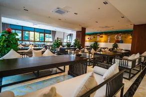 Wuzhishan Central Hotel - Image 3