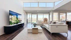 Lakefront 6B4B House - Image 3