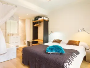 Apartment Barcelona Rentals - Pool Terrace in City Center - Image 2