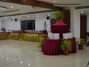 Hotel Diamonds Pearl - Image 5