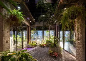 SOF Hotel - Image 3
