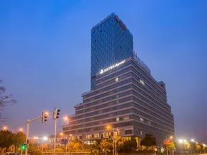 Magnotel Business Zhenjiang South Railway Station Greenland Square - Image 4
